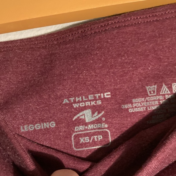 CLEARANCE bundle 4 pairs BNWT ATHLETIC WORKS•Full length leggings •High Rise XS - Picture 3 of 5
